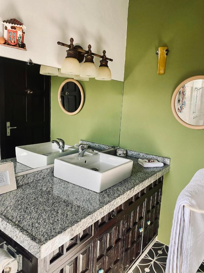 Villa Bougainvillea Aruba, The Tango Suite Palm Beach Exterior foto